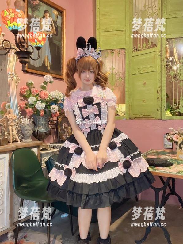 全新荒井喵喵死库水图集资源，带你领略视觉盛宴