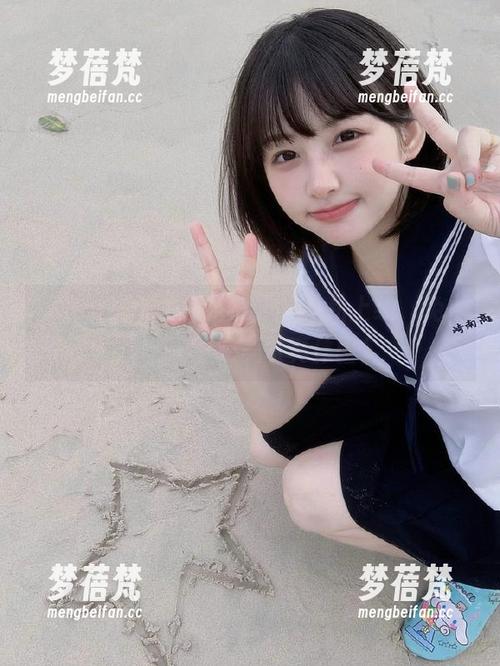 袜啵啵 - 小甜豆全新内衣作品上线，免费获取她的绝美写真体验！