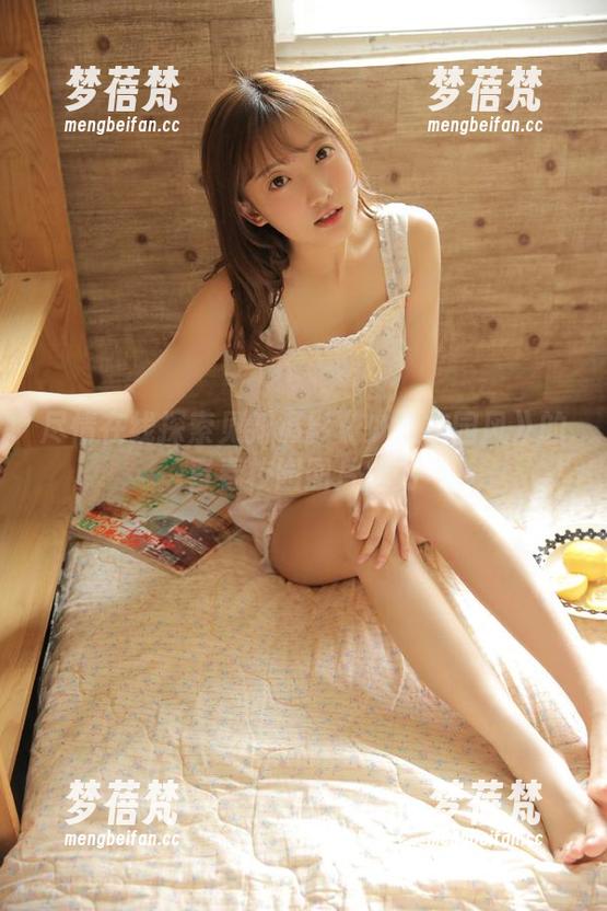 尽情在线探索见新摄影《少女校园风》的青春校园图片魅力