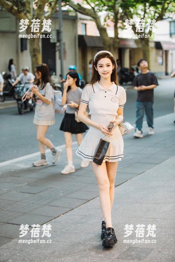 语画界 - 跟随蜜桃酱，一起运动！原图分享让健身更有趣！