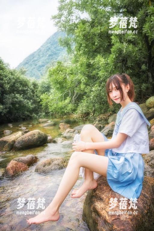 微密圈 - 不可错过的轩子巨2兔今日COS，独家图包观看让你欲罢不能！
