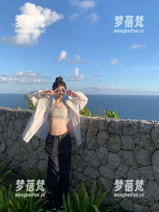 轰趴猫 - 无圣光之旅：安琪拉作品展现最本真的旅拍体验