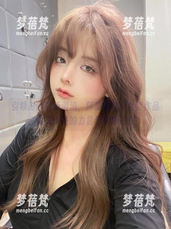 引领时尚的新潮流，阿寨寨裸足全套作品展现女性的力量与柔情并存