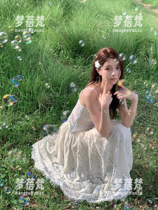 青豆客 - 王婉悠Queen双马尾写真精选，唤醒内心少女情怀的视觉盛宴