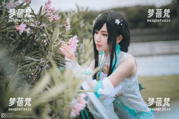 魅妍社 - 原图特辑：黄歆苑的“甜心”写真感受青春的气息