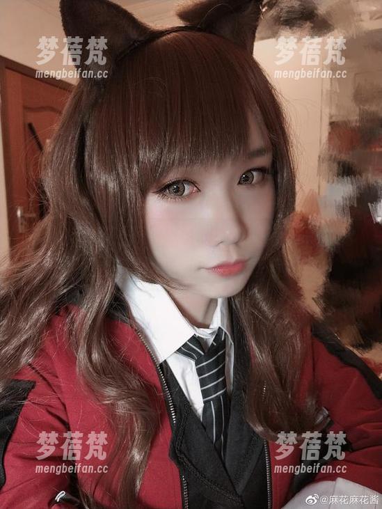 与麻花麻花酱一同欣赏娜梅露娜写真，分享视觉艺术中细腻的情感与瞬间